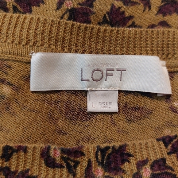 LOFT LADIES LONG SLEEVE LIGHT WEIGHT SWEATER- L - Picture 3 of 4